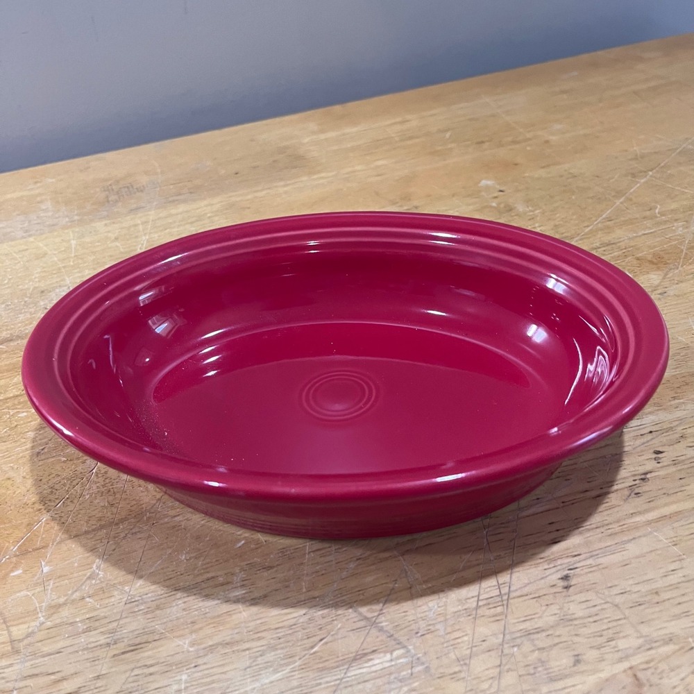 Fiesta Scarlet Red Oval Vegetable Serving Bowl 9.25 Inch Art Deco USA Ceramic